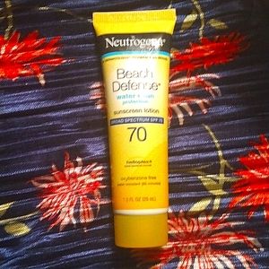Neutrogena Beach Defense SPF 70